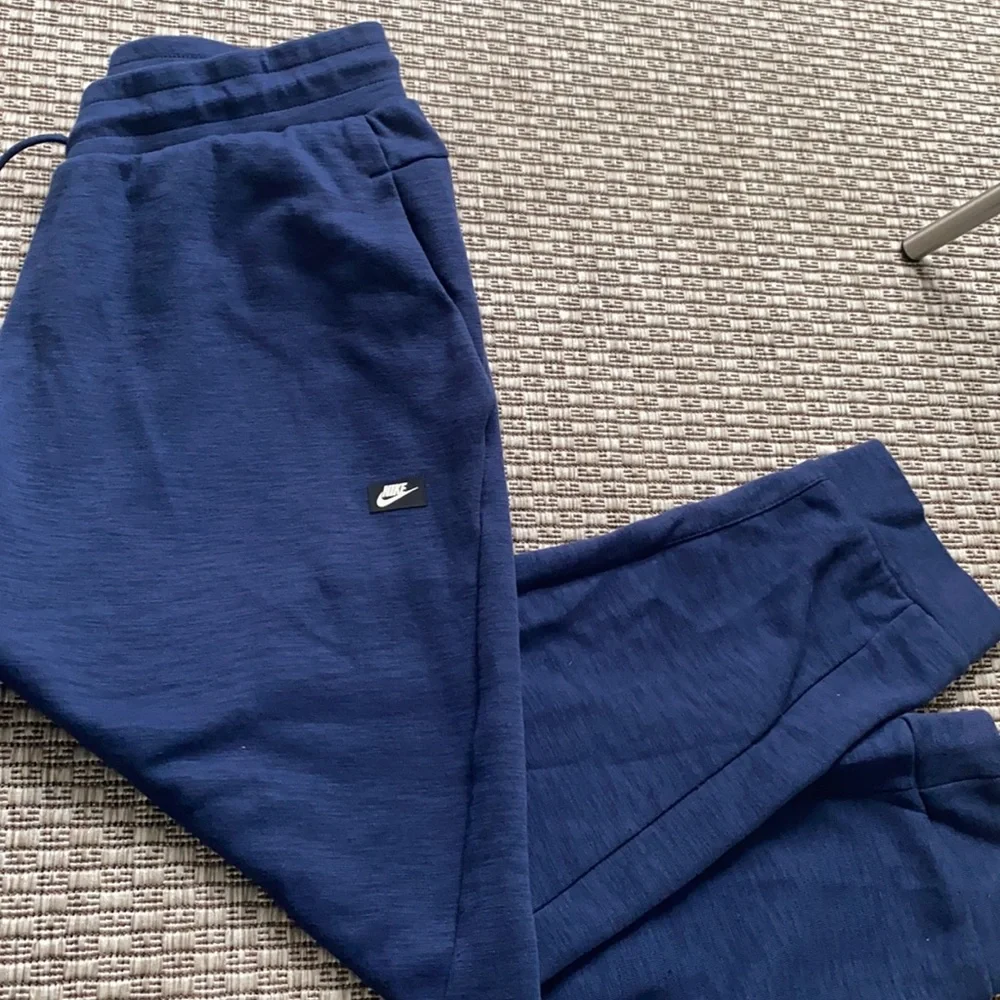 🦋HP🦋Nike Sweatpants - Picture 1 of 7